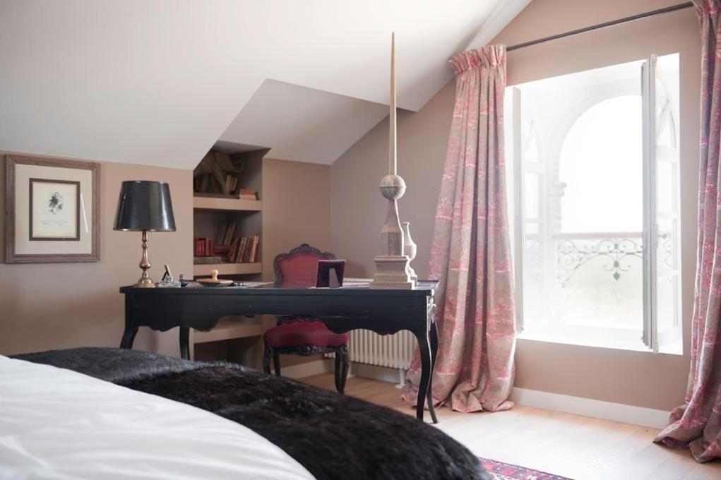 Domaine De La Soucherie - Chambres D'Hotes Beaulieu-sur-Layon Phòng bức ảnh